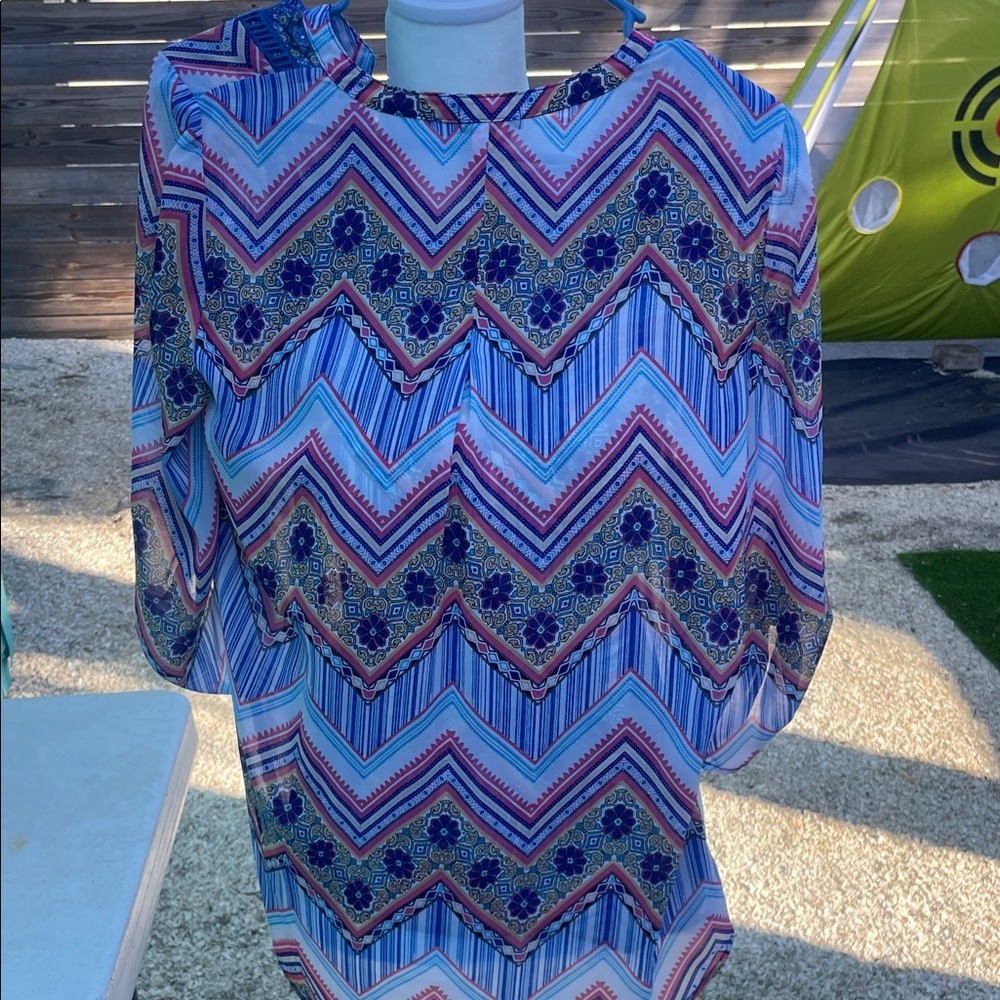 New Directions Multicolor Patterned Top - Picture 6 of 7